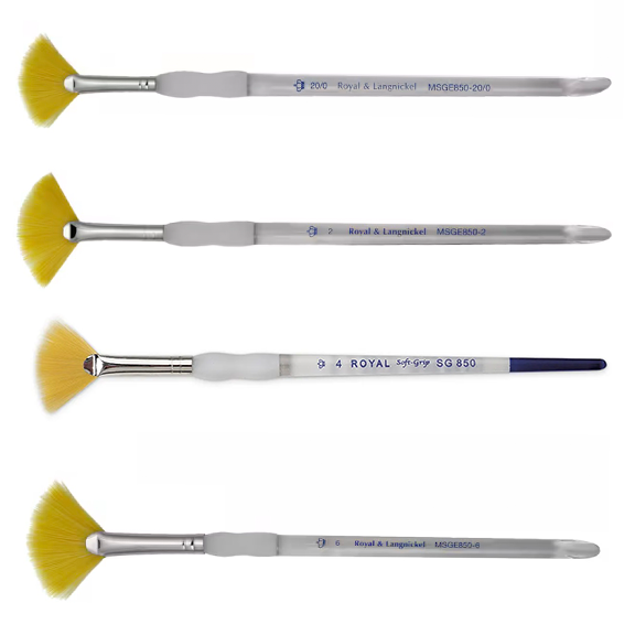 Soft-Grip Golden Taklon Fan Brushes,Set of 4 by Royal Brush